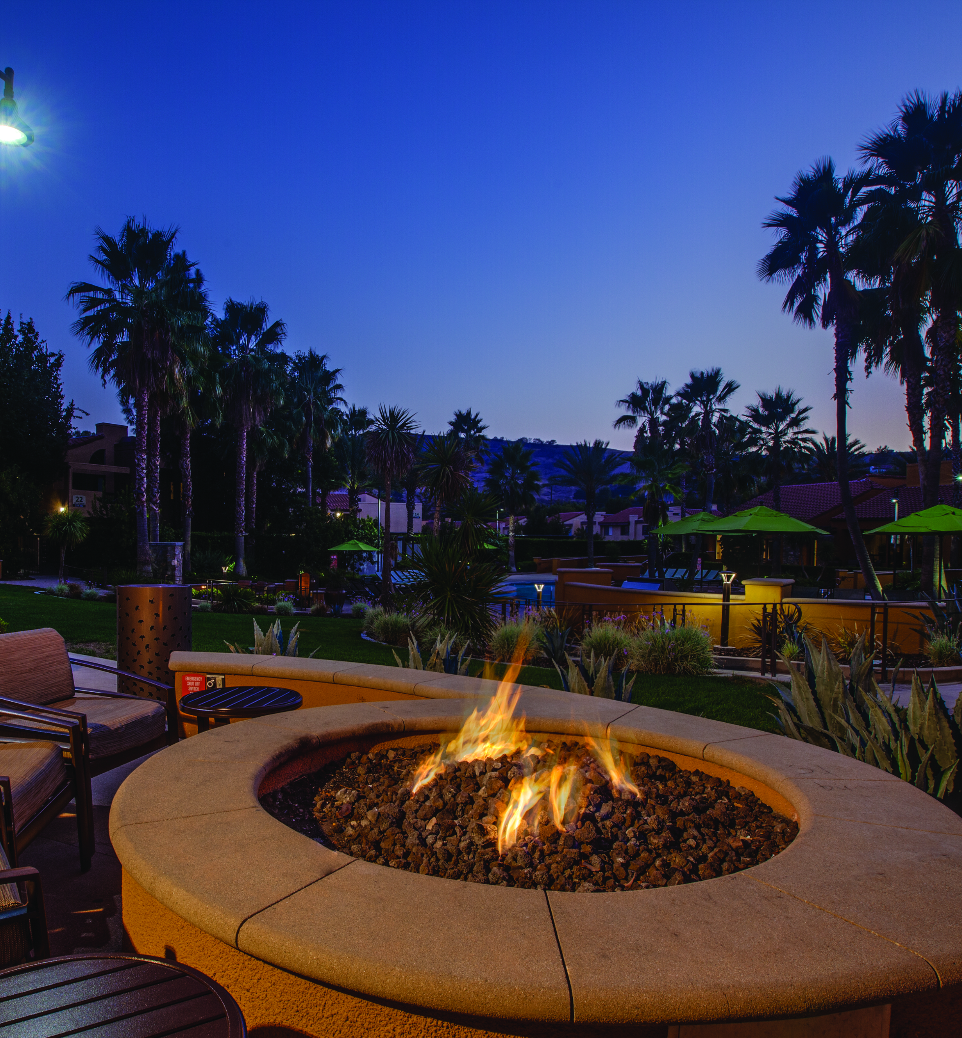 Malibu Canyon - Calabasas, CA - Outdoor Patio
